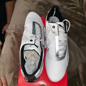 Men’s puma sneakers